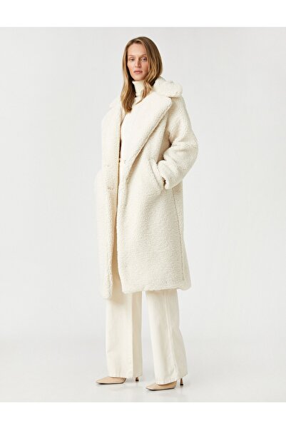 Koton Дълго плюшено палто с многослойна яка и джоб с копчета