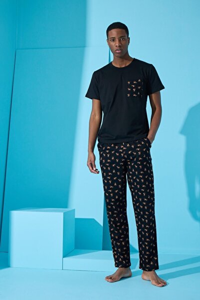 Pijamaevi Black Pocket Detailed Deer Patterned Short Sleeve Men's Pajama Set