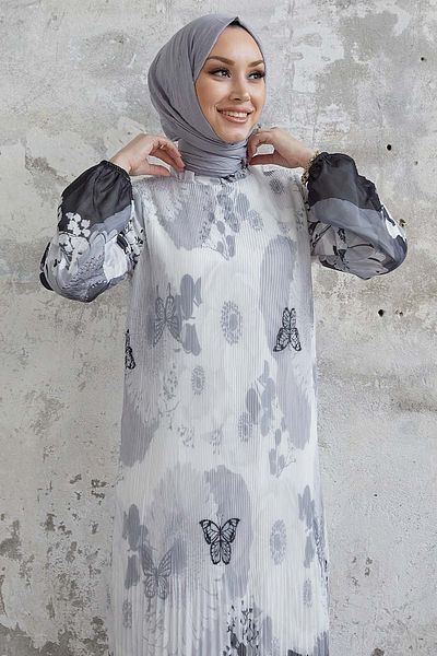 InStyle Sofia Orchid Floral Plissee-Chiffon-Kleid – Schwarz