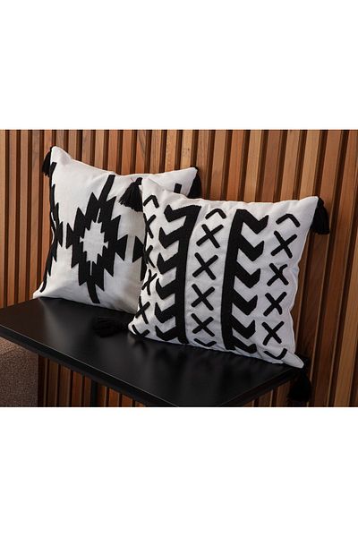 Ottoson 2-Piece Premium Punch Embroidered Embroidered Geometric Themed Throw Pillow Cover