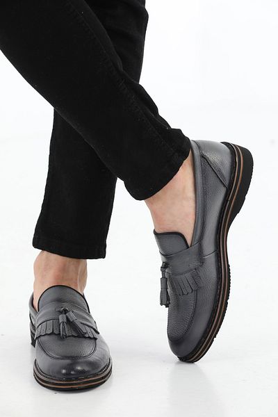 Everest Men's Classic Genuine Leather Tasseled Orthopedic Casual Shoes
