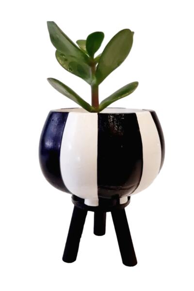 Dekoratif atölye Alaca Ahşap Ayaklı Taş Saksı - Beton Saksı