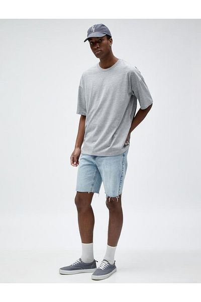 Koton Basic Oversize T-Shirt mit Rundhalsausschnitt und kurzen Ärmeln