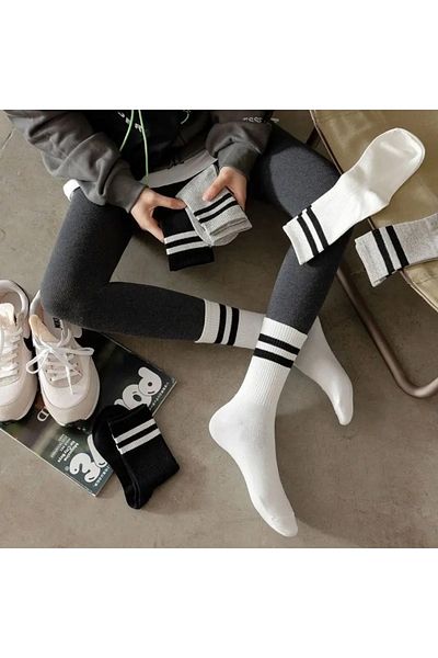 Trendy 2025 womens socks