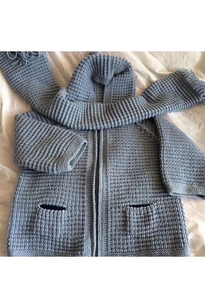 Papatyam Hand Knitted Baby Cardigan Cardigan and Scarf Set