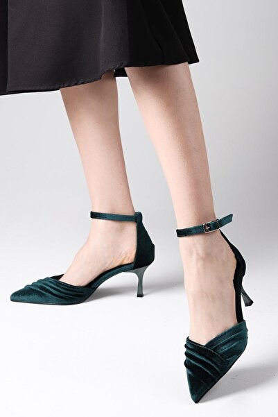 Mio Gusto Dina Yeşil Renk Kadife Kumaş Kadın Topuklu Ayakkabı