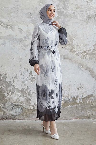 InStyle Sofia Orchid Floral Plissee-Chiffon-Kleid – Schwarz