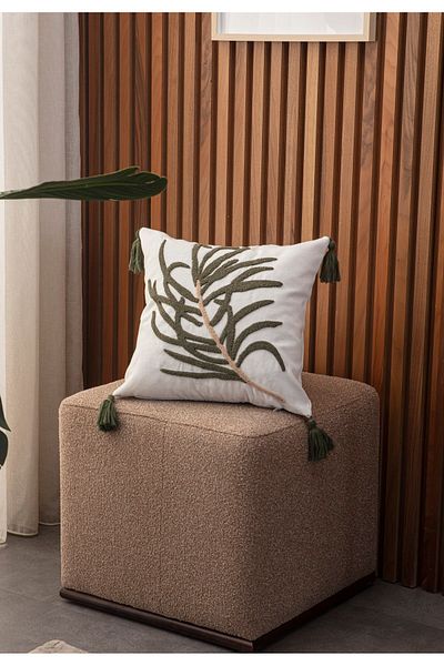 BUGİ HOME COLLECTİON Single Premium Punch Embroidered Embroidered Branch Themed Throw Pillow Cover
