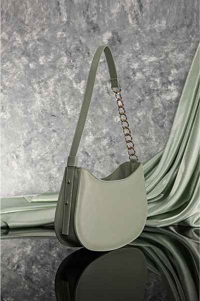 Rimense Mintgrüne Tasche mit verstellbarem Riemen und Reißverschluss