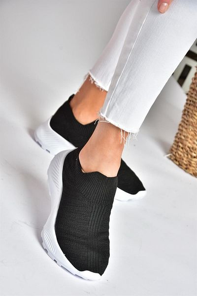 Fox Shoes P239503304 Negru/alb Tricoturi țesătură Pantofi damă Tenisi