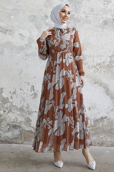 InStyle Elya Φόρεμα σιφόν ζωσμένο με γιακά με φλοράλ - μαύρισμα