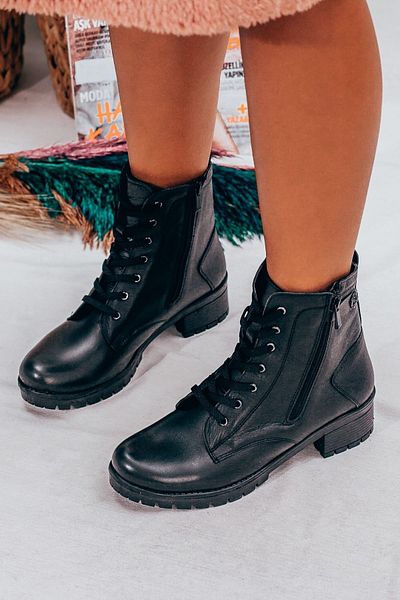 Adım Adım Women's Black Genuine Leather Non-Slip Sole Cold-Proof Daily Boots