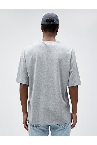 Koton Basic Oversize T-Shirt mit Rundhalsausschnitt und kurzen Ärmeln