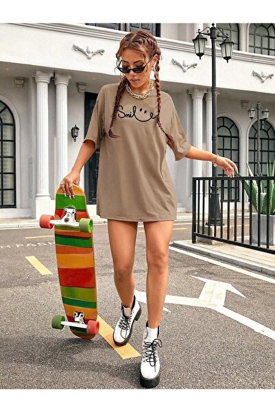 blausee wear Μπεζ μπλουζάκι Oversize Smile Printed