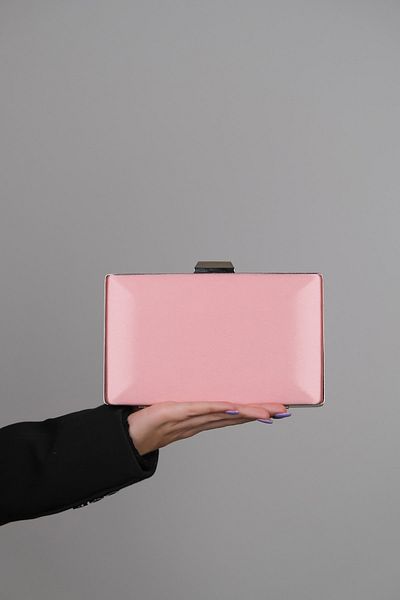 LuviShoes حقيبة فستان السهرة النسائية من الساتان الوردي من Helf