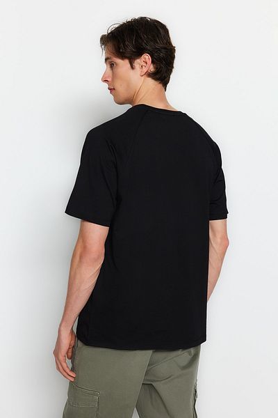 Trendyol Collection Чорна базова футболка оверсайз 100 бавовна TMNSS23TS00329