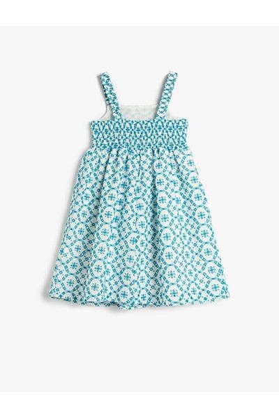 Koton Mädchenkleid mit Riemen und Jakobsmuschel, bestickt, mit Baumwolle gefüttert