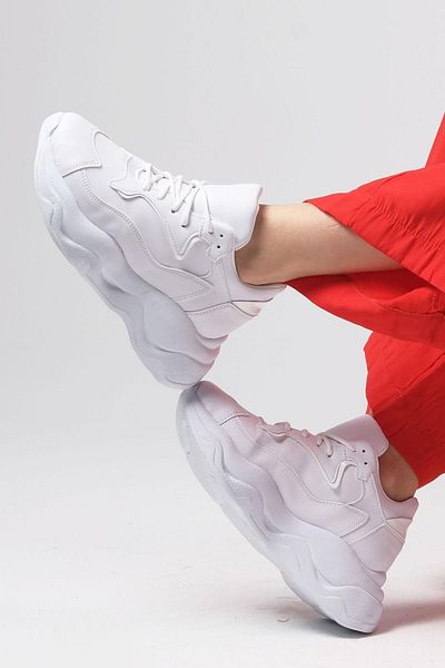 Mio Gusto Γυναικεία αθλητικά παπούτσια casual sneaker σε λευκό χρώμα