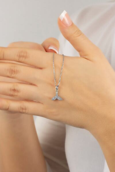 TEK TARZIM TAKI Minimal Balina Kuyruğu Gümüş Kolye