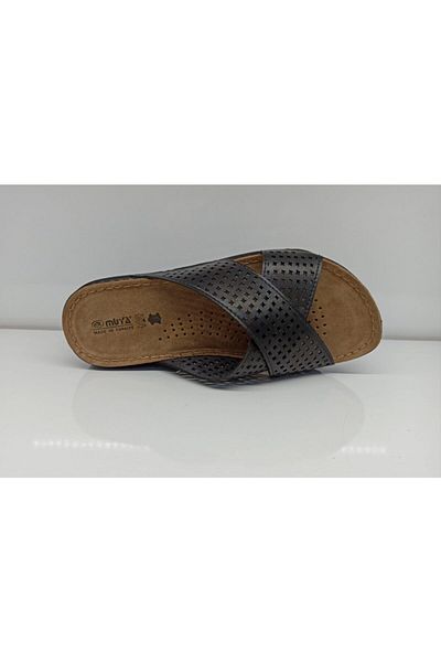 Muya Women's Black Anatomical Leather Slippers