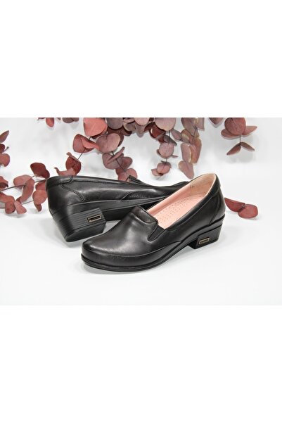 MARY JANE Maryjane Hakikideri Kısa Topuklu Düz Yüzlü Siyah Rahat Günlük Klasik Ayakkabı