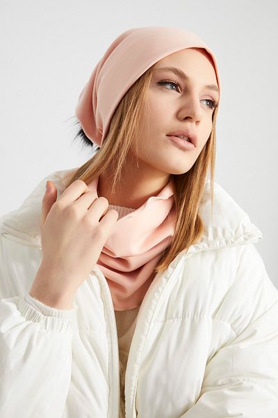 Butikgiz Women's Sugar Powder Fur Pompom Thermal Beanie Neck Collar