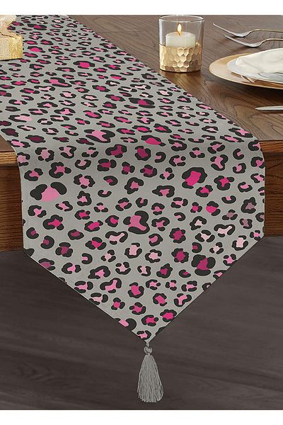 Realhomes Special Designed Digital Printed Children's Room Tufted Chenille Triangle Runner
