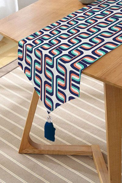 Realhomes Alergăr triunghiular cu ciucuri decorative din chenille cu motiv geometric colorat