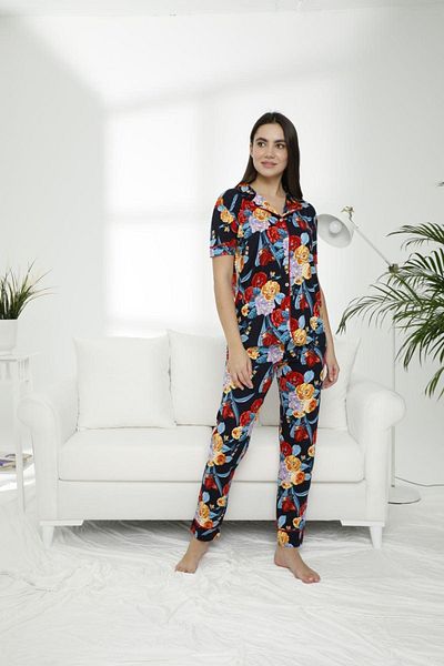 Siyah İnci Set de pijamale cu nasturi din lycra din bumbac
