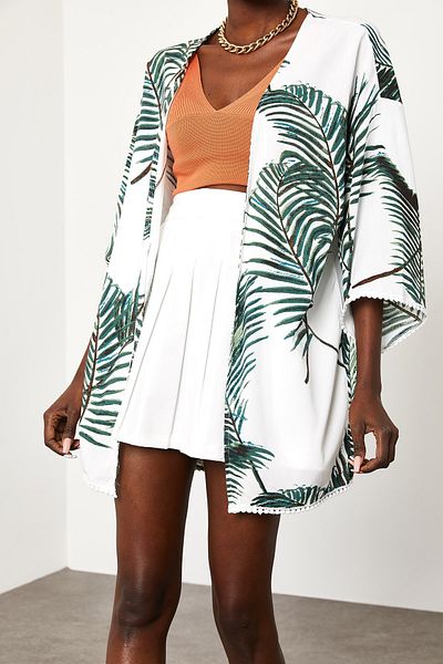 XHAN Women's White & Green Sleeves Laced Palm Tree Patterned Kimono 1KZK4-11529-78