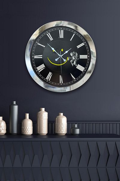 Kasva Concept Gift 36 cm Chrome Metal Martian Wall Clock