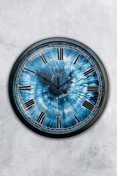 Kasva Concept Gift 40 cm Black Metal Eye Wall Clock