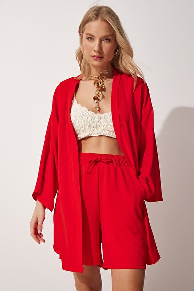 Happiness İstanbul Women's Vibrant Red Flowing Ayrobin Kimono Shorts Set DZ00053