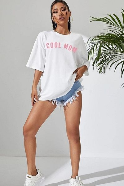 MODAGEN Cool Mom T-Shirt - White printed Oversize καλοκαιρινό κοντομάνικο T-shirt Crew Neck