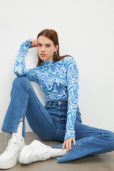 Bipantolon Body de damă cu model marmorat albastru cu detaliu