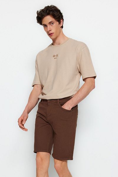 Trendyol Collection Braune Jeans-Shorts aus Stretch-Denim - Regular Fit TMNSS23SR00067