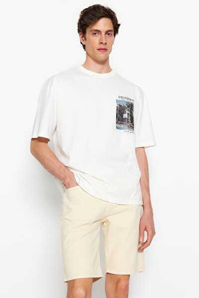 Trendyol Collection BaskeTball PrinTed Ecru Oversize CoTTon T-Shirt - TMNSS23TS00318