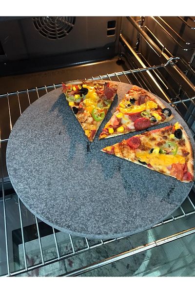 MERMER MUTFAK 30cm Diameter Round Natural Basalt Baking Stone - for Pizza, Bread and Baking
