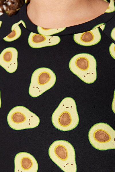 Trendyol Curve Tarka avokádó mintás kötött póló Hálóruha TBBSS23AI00014
