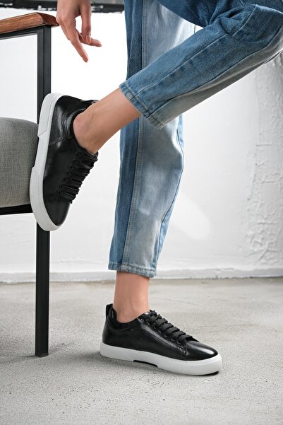 DİVOLYA Runstan Black Wrinkled Patent Leather Daily Use Sports Shoes