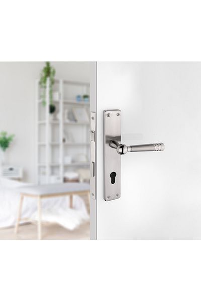 KOLDOOR Ottoman Yale Door Handle Luxury Square Mirrored Nickel Satin Right Press One Way