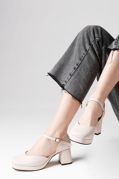 Mio Gusto Franka Beige Platform Women's Heeled Shoes