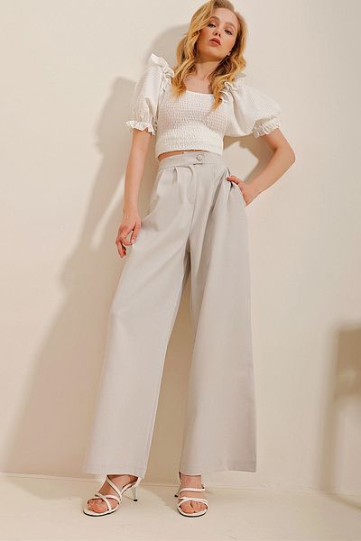 Trend Alaçatı Stili Pantaloni țesuți Palazzo plisați, gri deschis, cu buzunare duble ALC-X10171