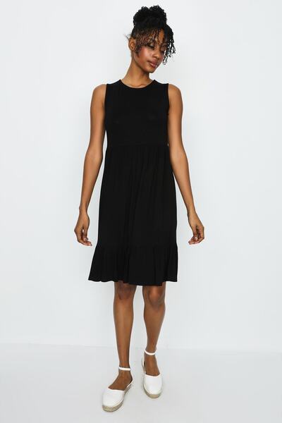 Select Moda Γυναικείο Μαύρο Πλεκτό Φόρεμα με βολάν με λαιμόκοψη