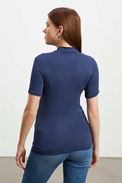 Bipantolon Жіноча темно-синя блуза з короткими рукавами