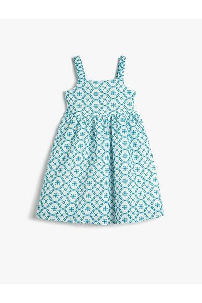 Koton Mädchenkleid mit Riemen und Jakobsmuschel, bestickt, mit Baumwolle gefüttert