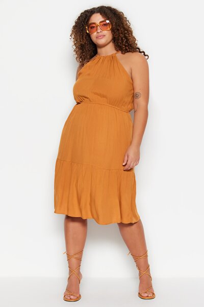 Trendyol Curve Ткана сукня з відкритою горловиною Tarjin TBBSS23AH00148