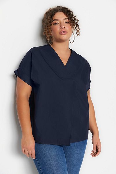Trendyol Curve Navy Blue Woven V-Neck Poplin Blouse TBBSS23AF00054