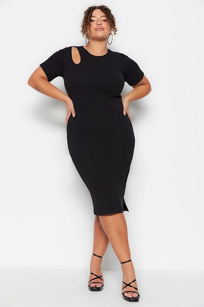Trendyol Curve Schwarzes, schnurgebundenes Strickkleid mit Ausschnitten und Schlitzen TBSSS23AH00250