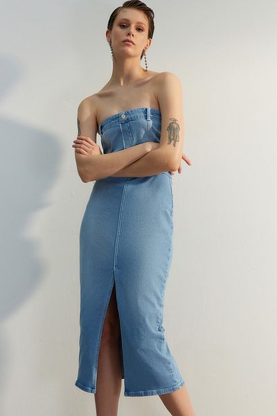 Trendyol Collection Ice Blue Body Slit Λεπτομερές μίντι τζιν Κομψό βραδινό φόρεμα TPRSS23EL00539